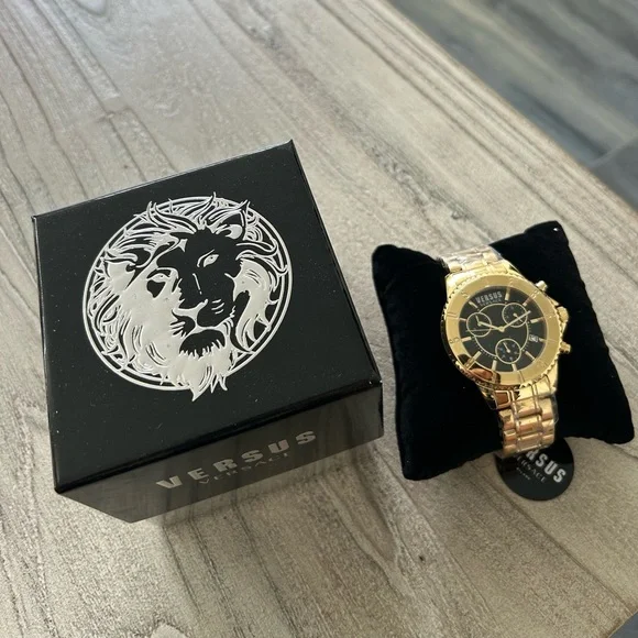 COPY - Gold Versace Watch